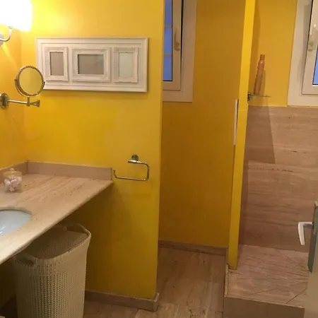 Apartamento Cerca Playa شقة *